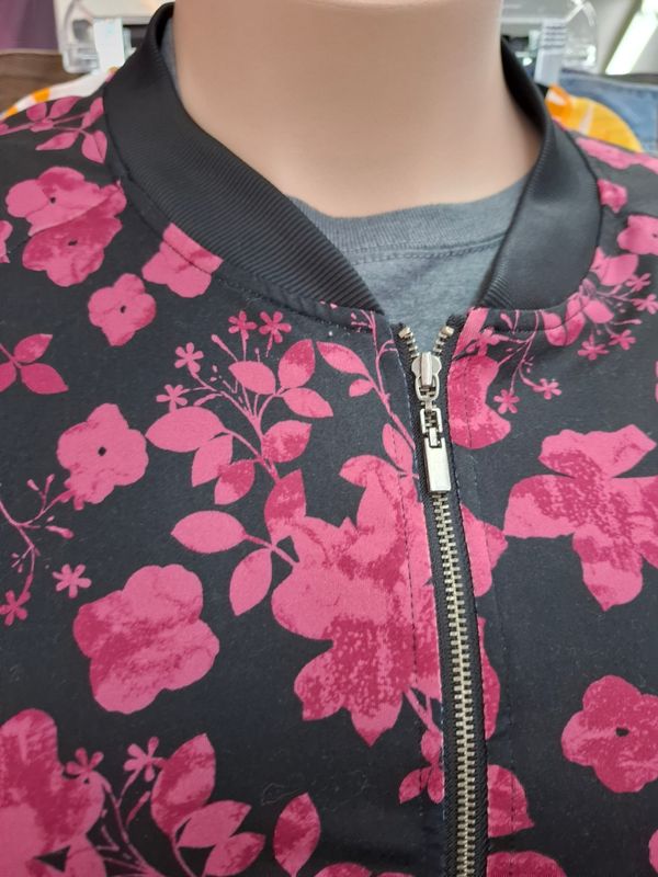 2x Cato floral lightweight zip front jacket