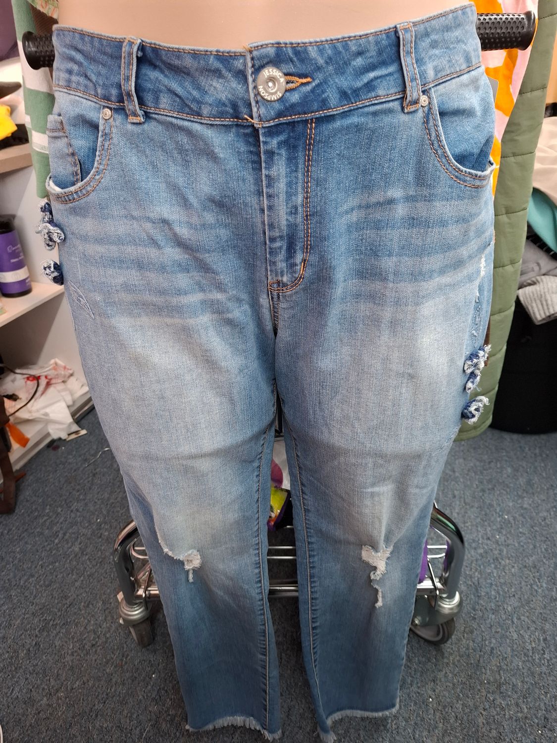 20w Jessica Simpson Forever Rolled Ankle flower jeans