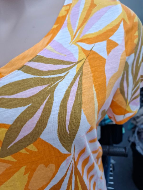 2x C&amp;C California floral t-shirt top orange