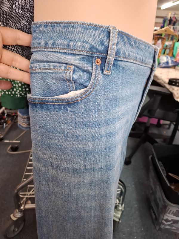 Size 28 Old Navy NWT curvy og straight jeans