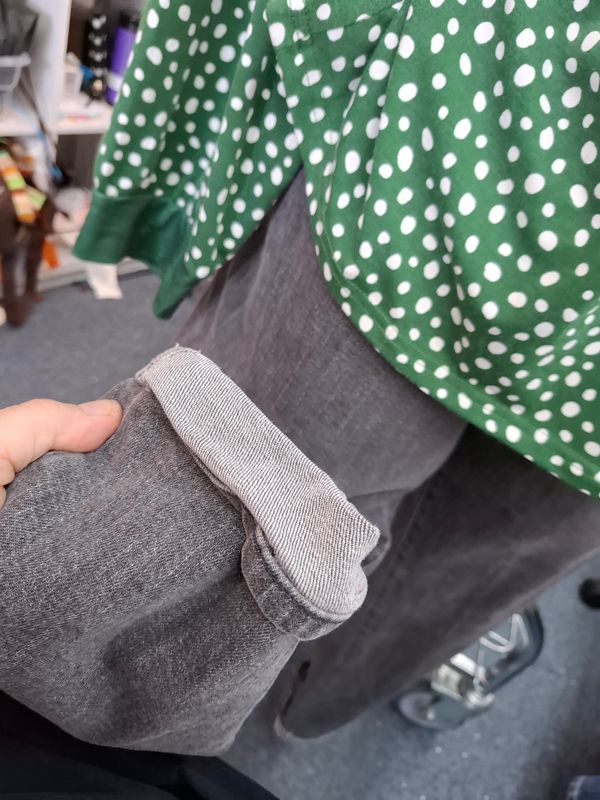 Size 28 St John's Bay Girlfriend gray jeans 5x
