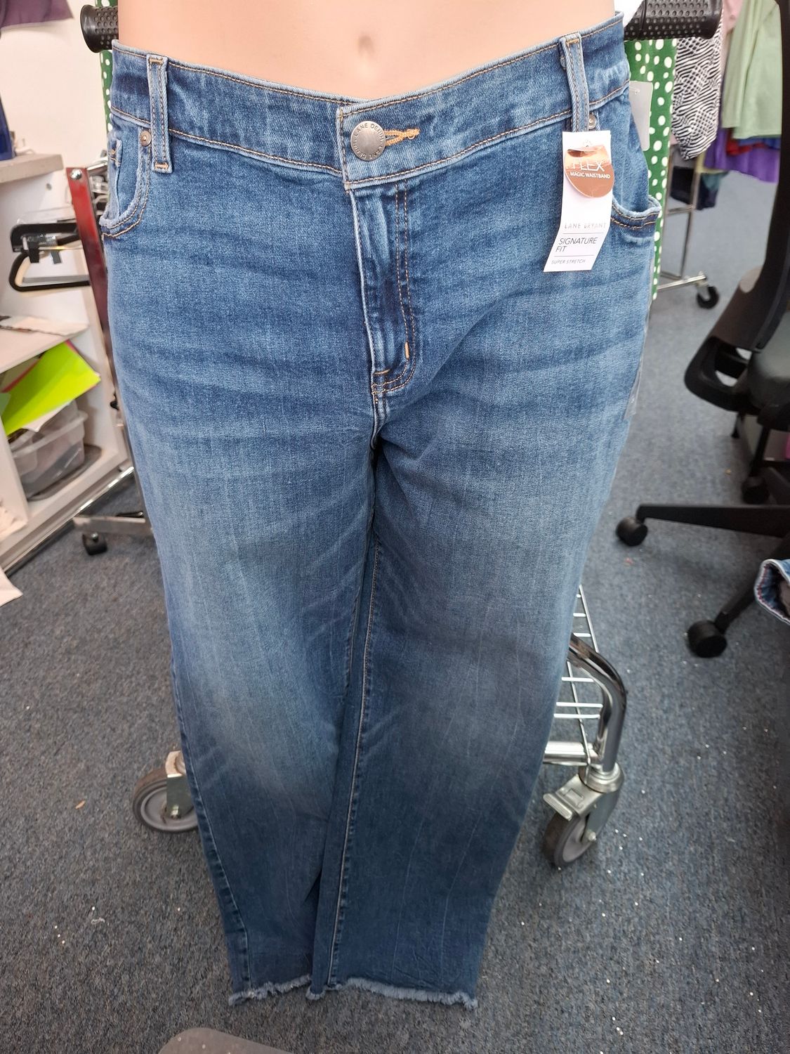 24 Lane Bryant NWT signature straight stretch mid rise jeans