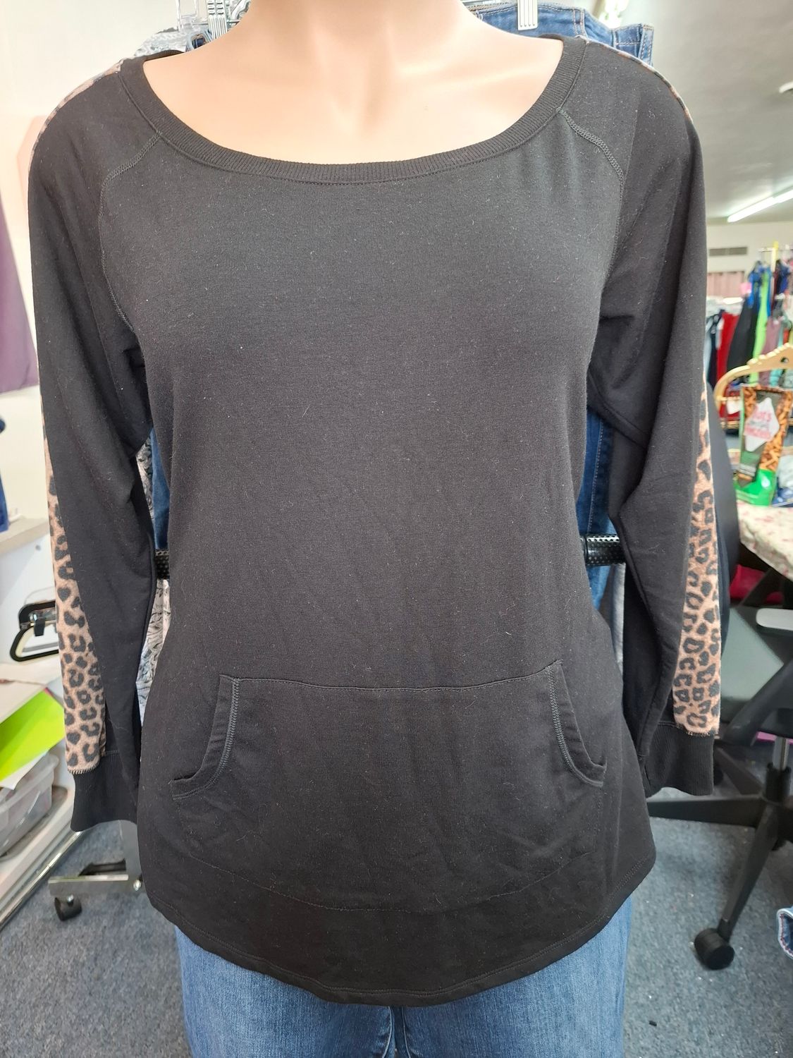 3x Torrid black sweatshirt top with leopard sleeves