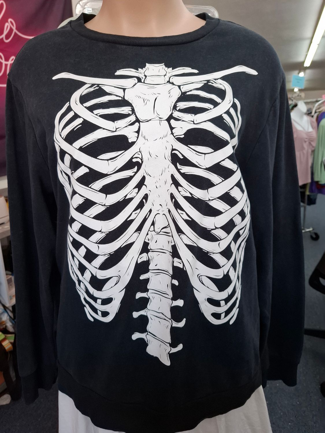 2x Mad Engine black skeleton lungs sweatshirt