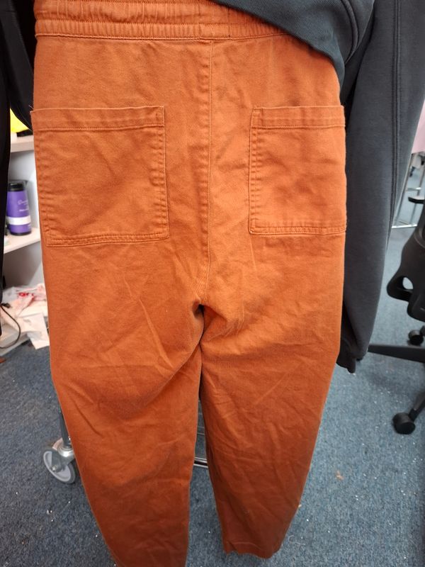 XXL Gap orange pull on tapered leg pants 18/20