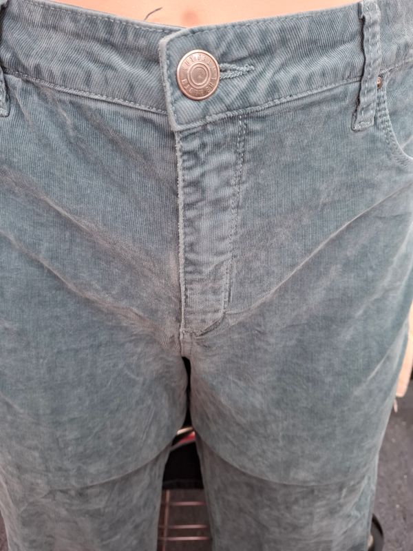 Size 16 Kut From the Kloth teal corduroy wide leg pants