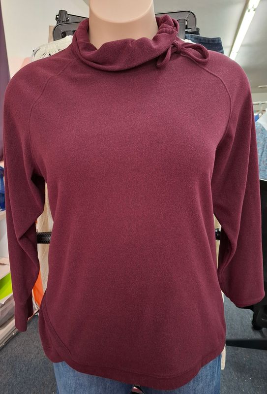 1x Maurices purple cowl neck soft top sweatshirt