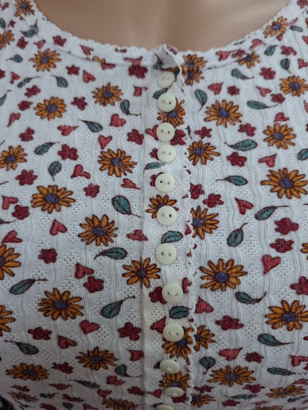 XL Denim Republic cropped button front floral top vintage