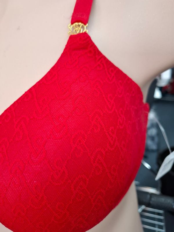 38DDD Victoria's Secret very sexi demi lace red bra