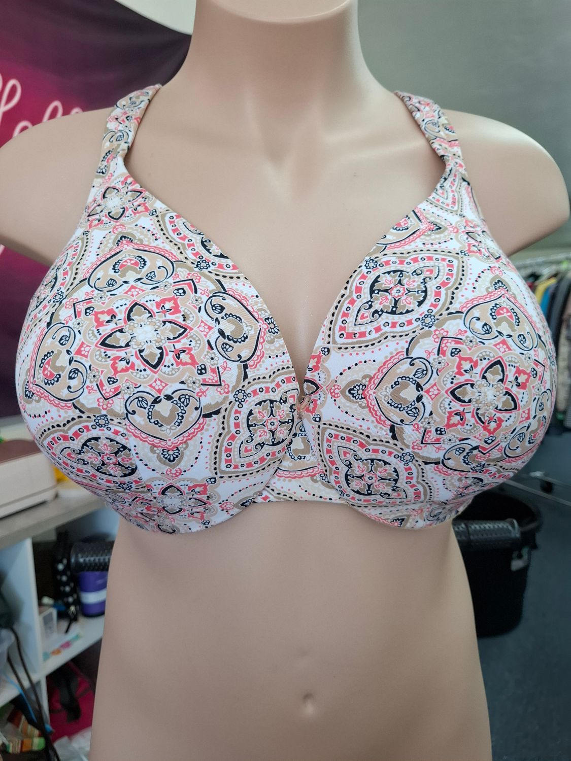 40G Cacique paisley print underwire bra