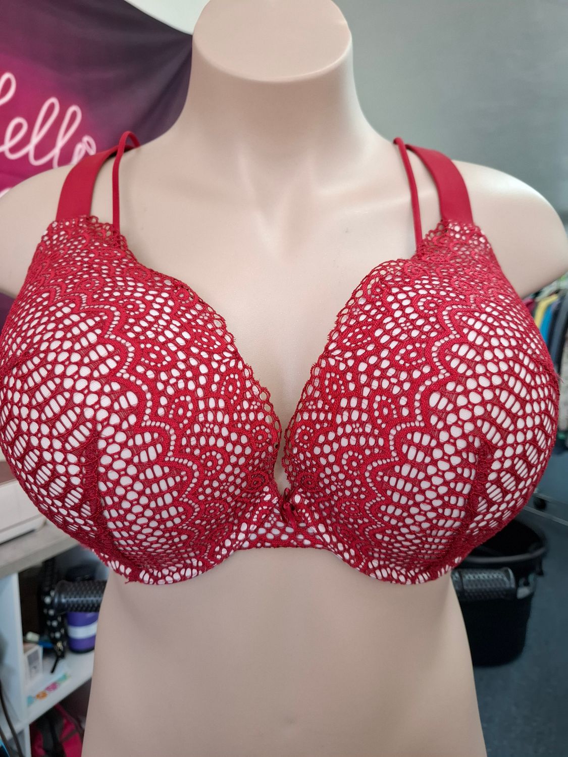 40H Cacique cotton boost plunge lace red bra
