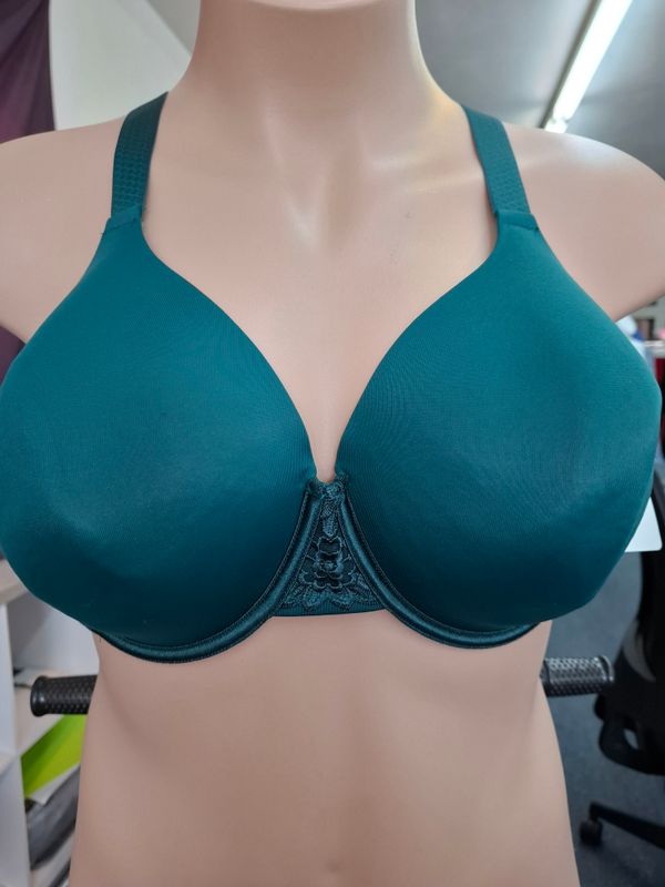 42DD Vanity Fair green lace trim underwire bra