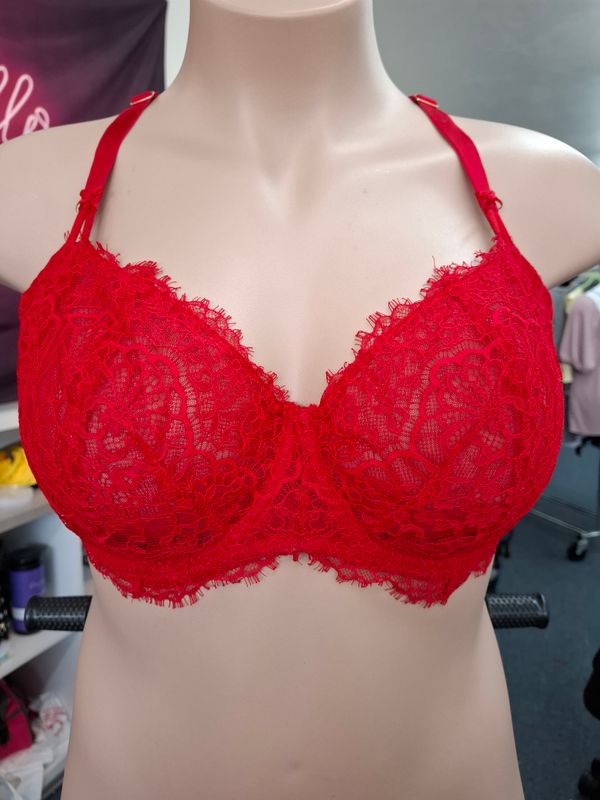 42DD Victoria's Secret Dream Angels push up bra red lace