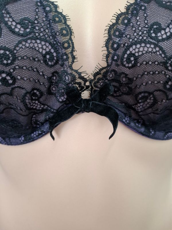 42DD Cacique purple and black lace plunge bra