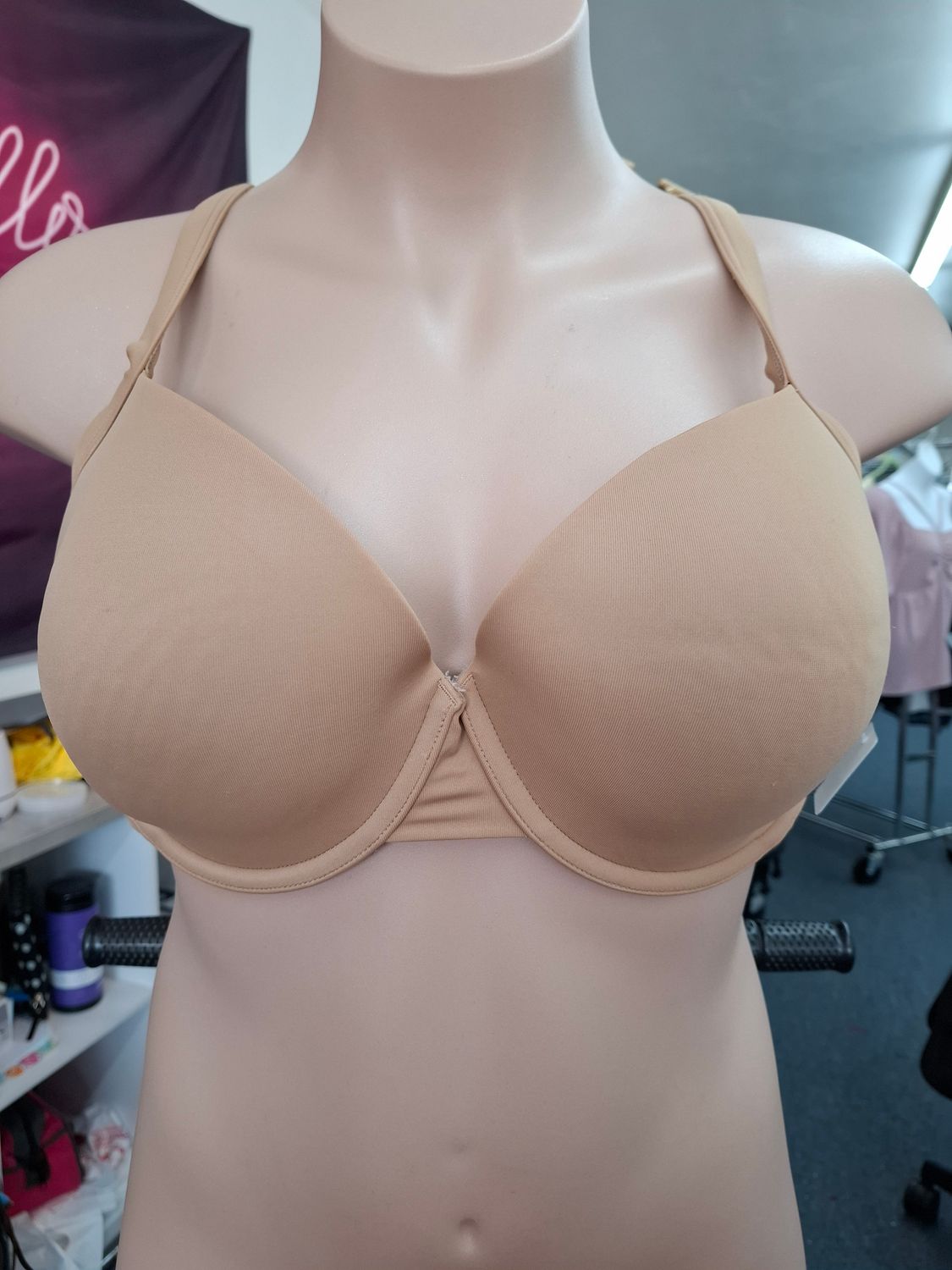 42DD Cacique light brown adjustable strap underwire bra