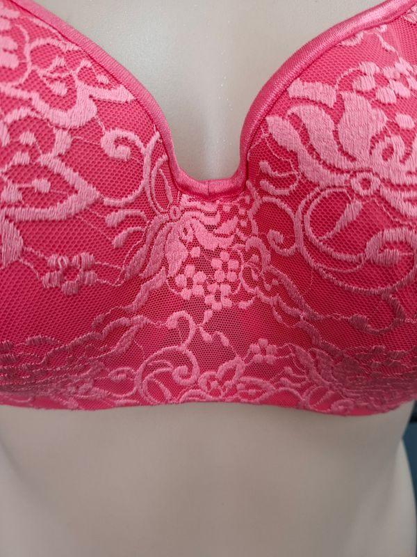 44C Cacique pink lace balconette underwire bra