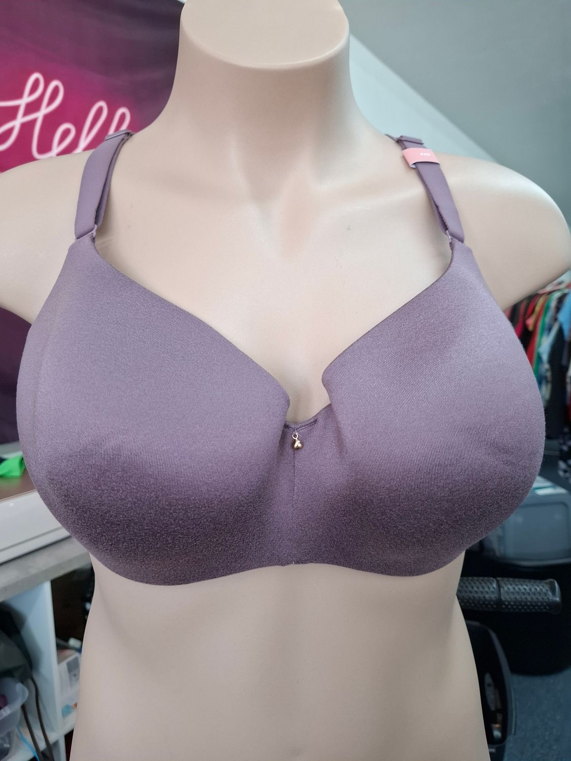 44D Cacique NWT purple lightly lined balconette