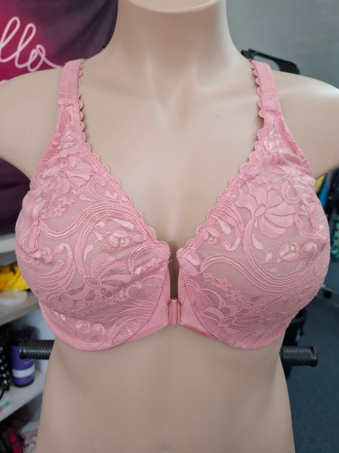44D Glamorise pink lace unlined front close bra