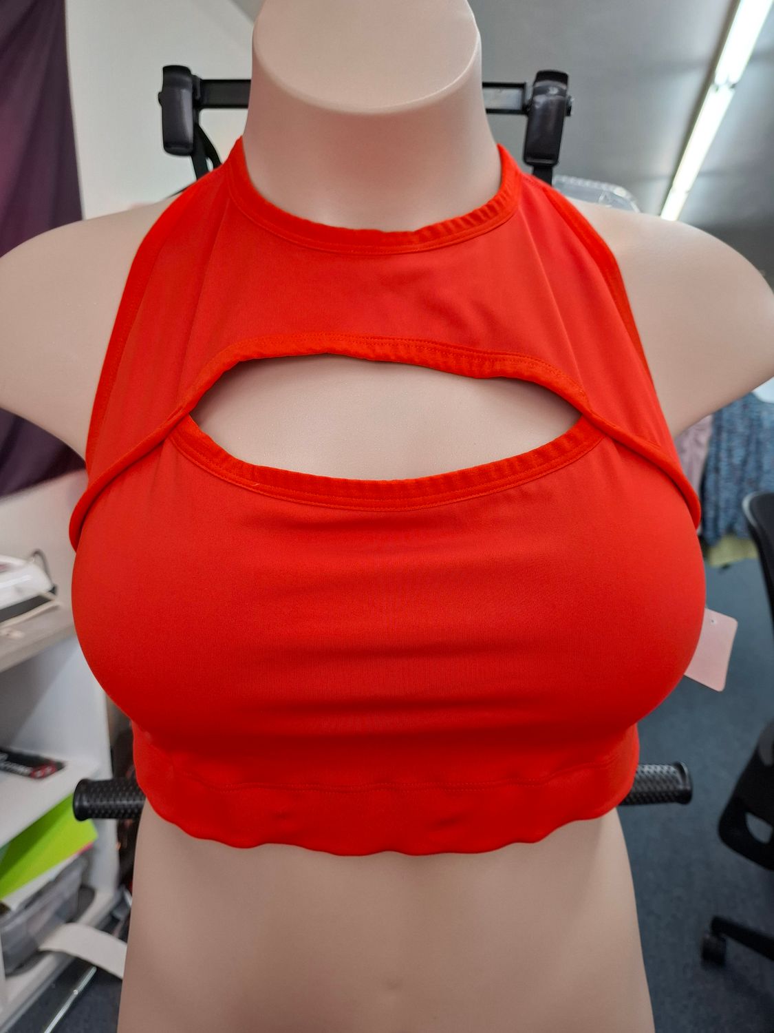 20/22 2x Savage X Fenty red sports bra high neck
