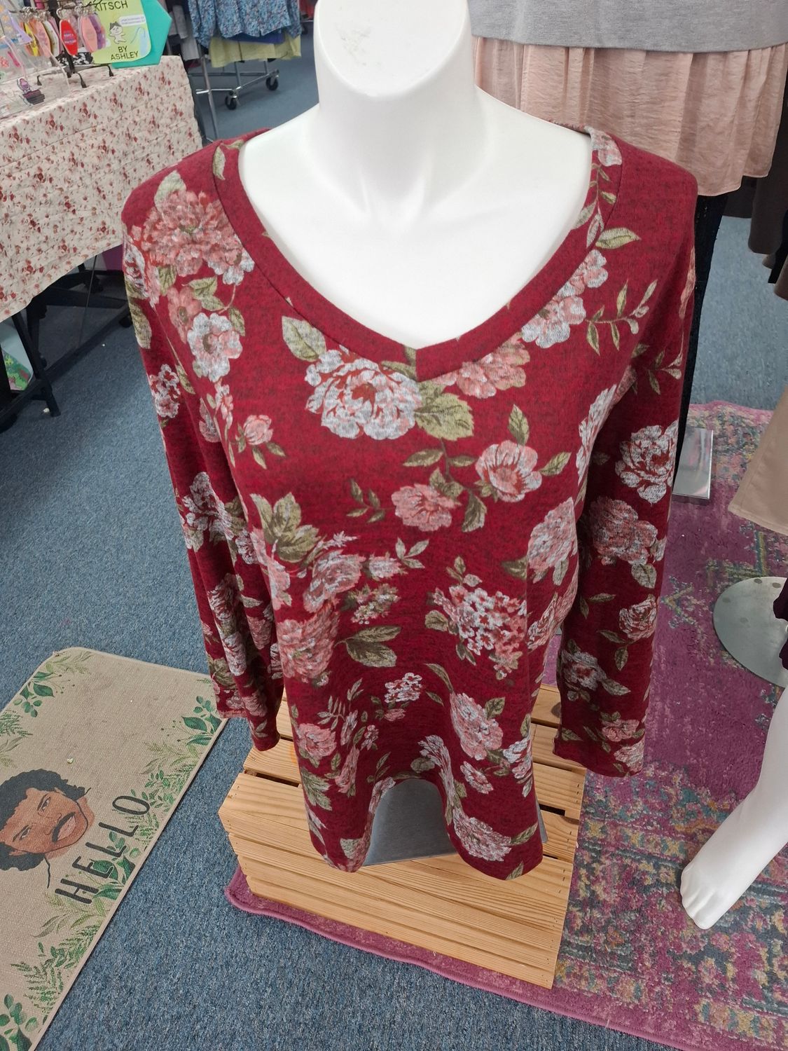 3x Absolutely Famous NWT soft fall floral top
