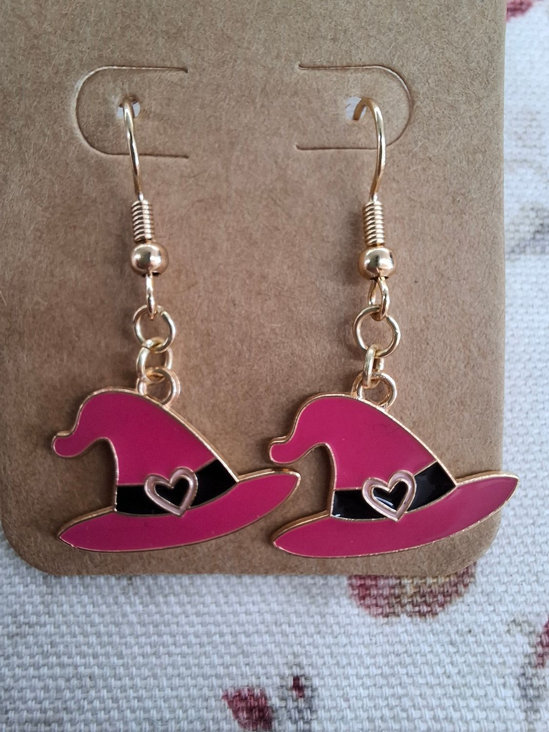 Pink and black witch hats with heart earrings Halloween