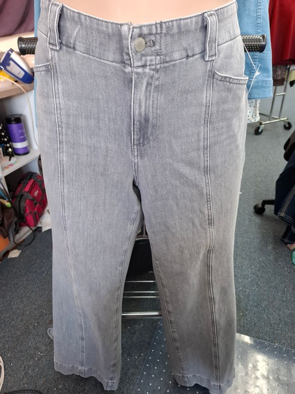 14W Talbots classic jean trouser gray wide leg denim