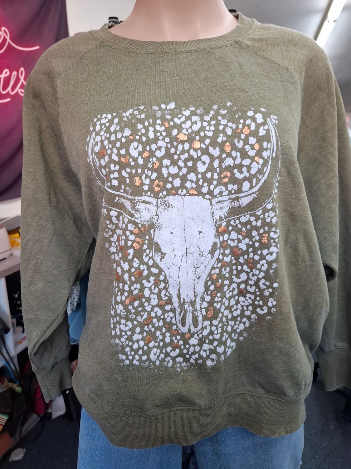 4x Maurices green animal print skull sweatshirt