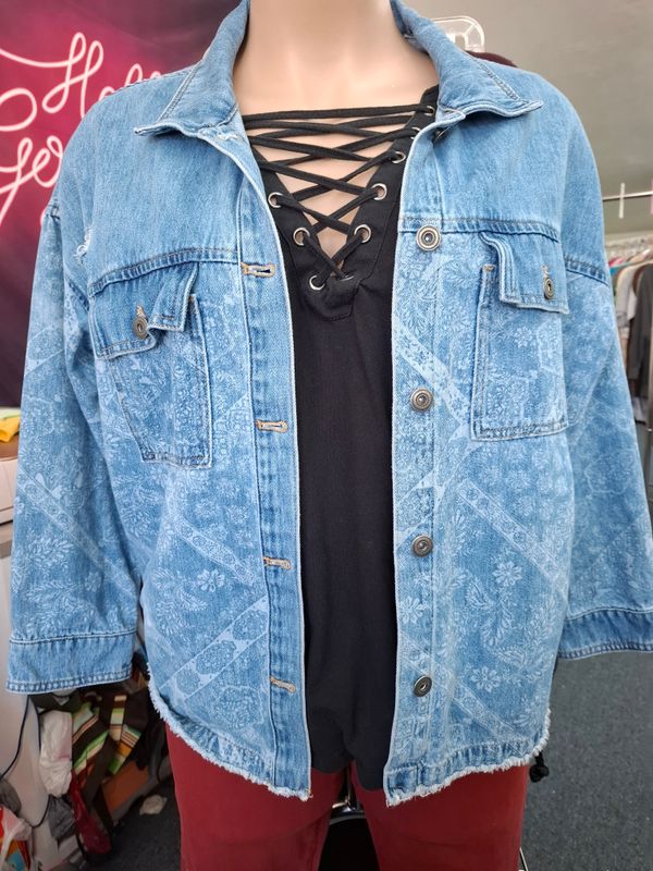 XXL Tribal Jeans floral paisley denim distressed jacket