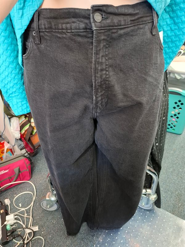 24 Old Navy sky hi straight black jeans high rise