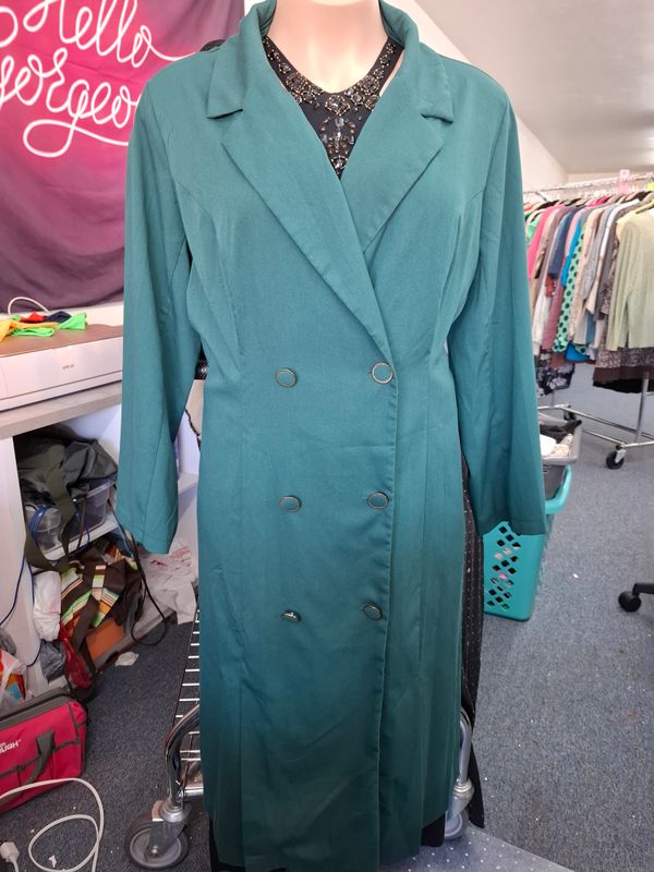 3x Long green blazer jacket with belt no stretch