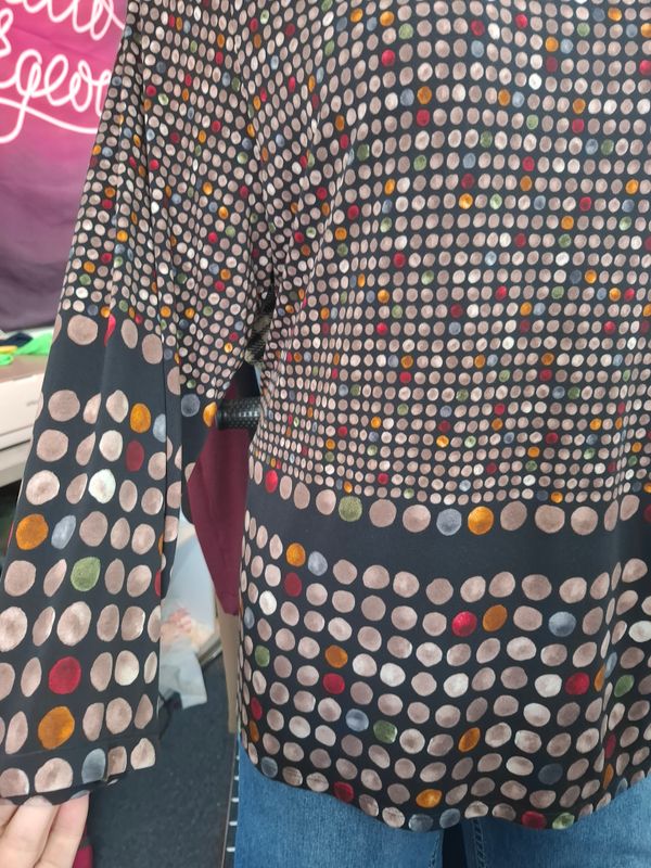 1x Erin London polka dot knit tunic top dressy