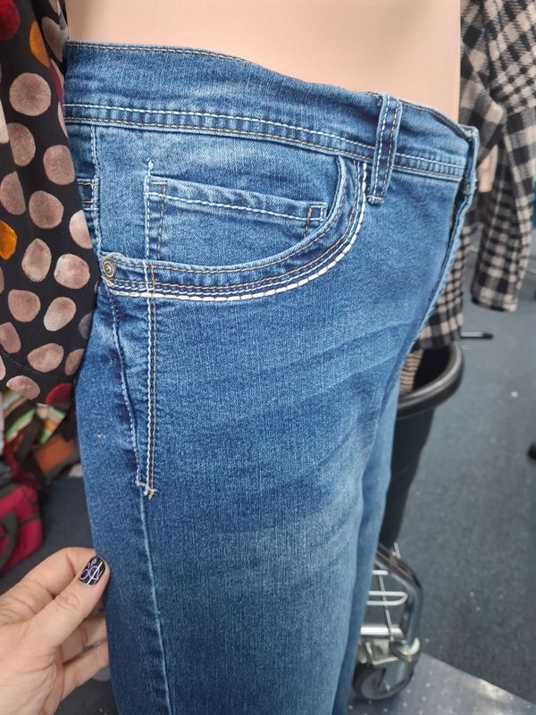 22 Wallflower The Legendary Fit bootcut jeans denim