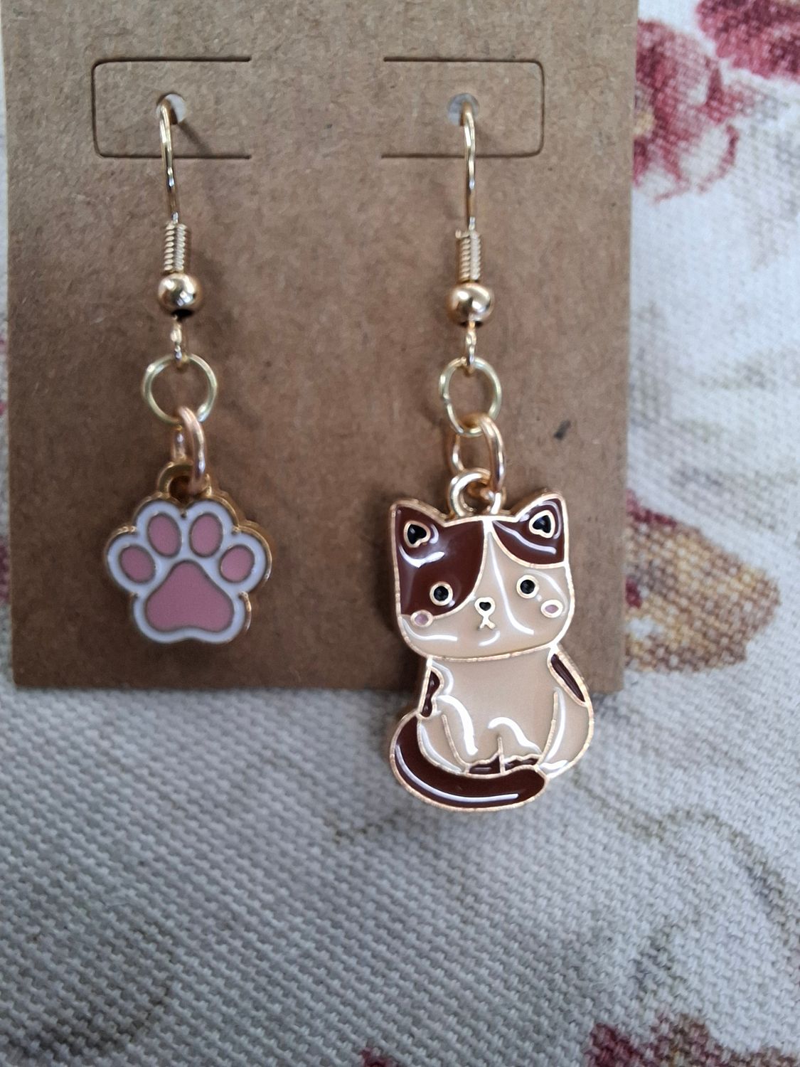 Cat and paw print earrings set brown tan pink gold post