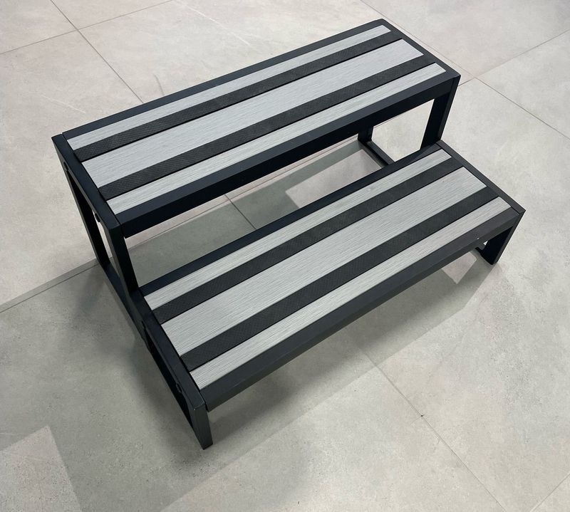 Escalier 2 marches sans contre-marche - Coloris BRUSHED GREY