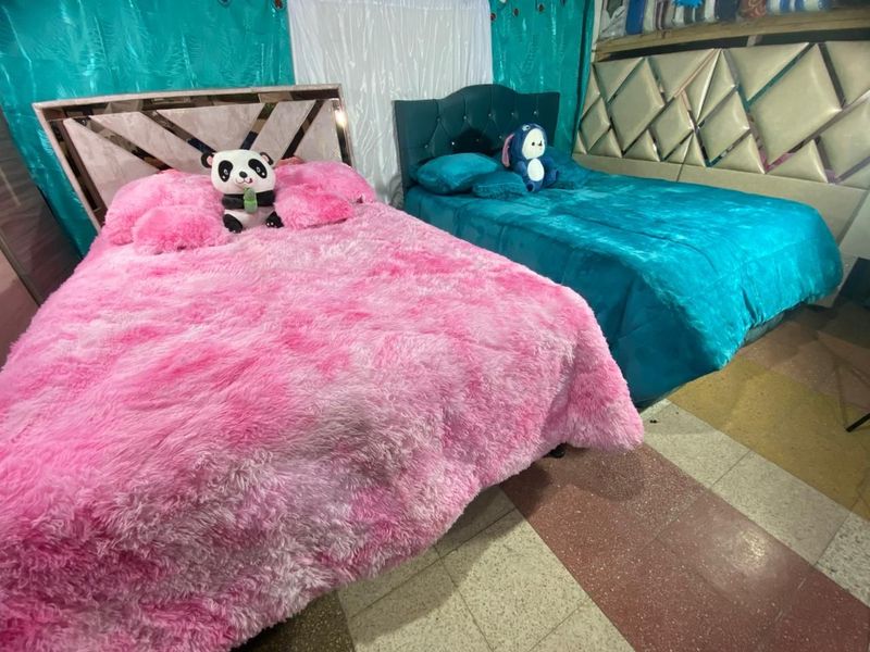 Espaldares de lujo en espejo o acrílico