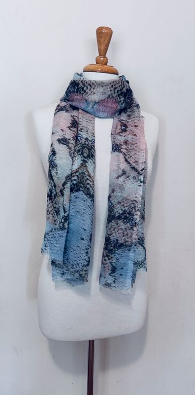 Lina Modal Linen Scarf - last one! Lina Modal Linen Scarf - last one!
