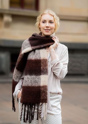 Lumi Woven Plaid Pattern Wool Mohair Chunky Scarf