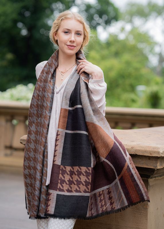 Agnes Reversible Merino Wool Scarf | DLUX
