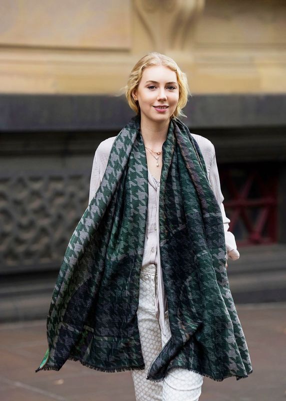 Agnes Reversible Merino Wool Scarf | DLUX
