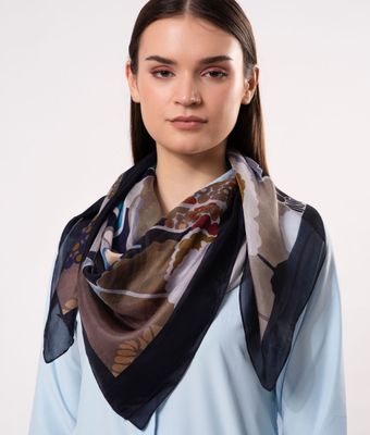 Daisy Floral Pure Silk Square 100 | DLUX