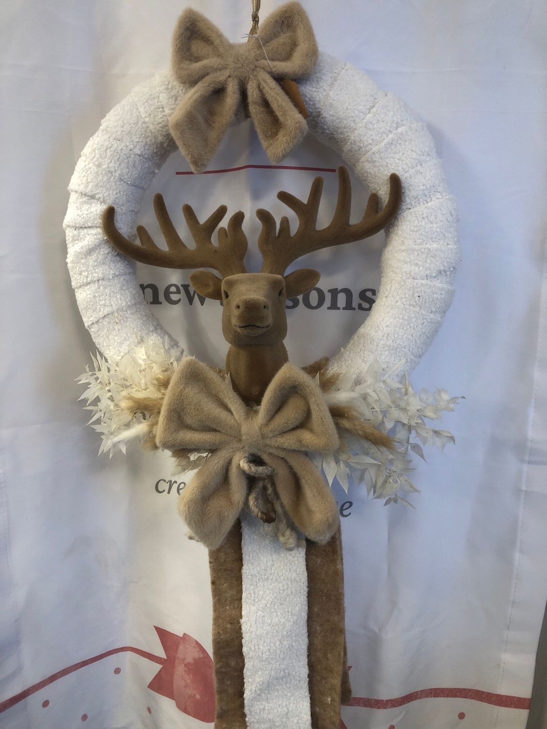 Origineller Deko Kranz mit Hirschkopf , Teddy Plüsch, , naturfarben, Durchmesser 40 cm