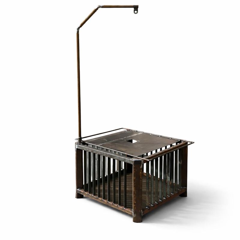 Feuerkorb mit Plancha und Galgen