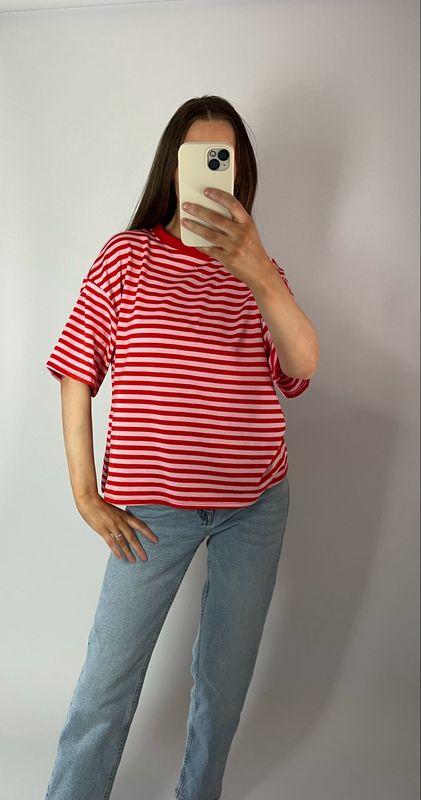 Oversize T-Shirt mit Streifen cherry rose