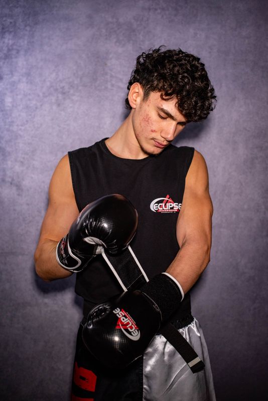 Eclipse Full Contact Gloves - Carbon Black