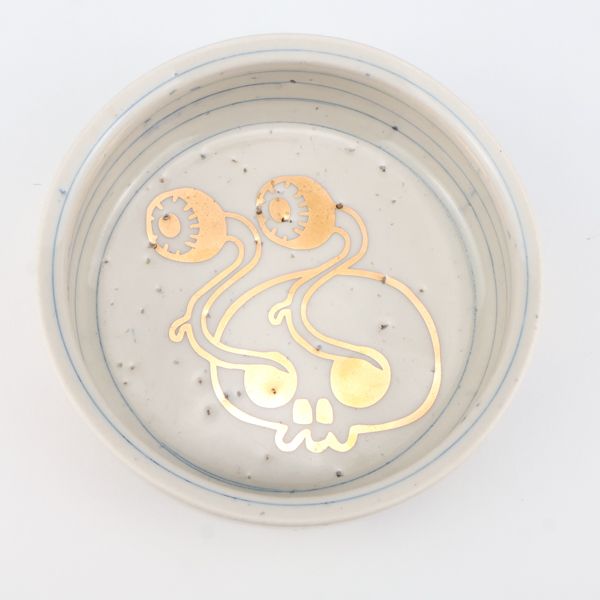D Mert, dish, pet, Dot Dot, 2