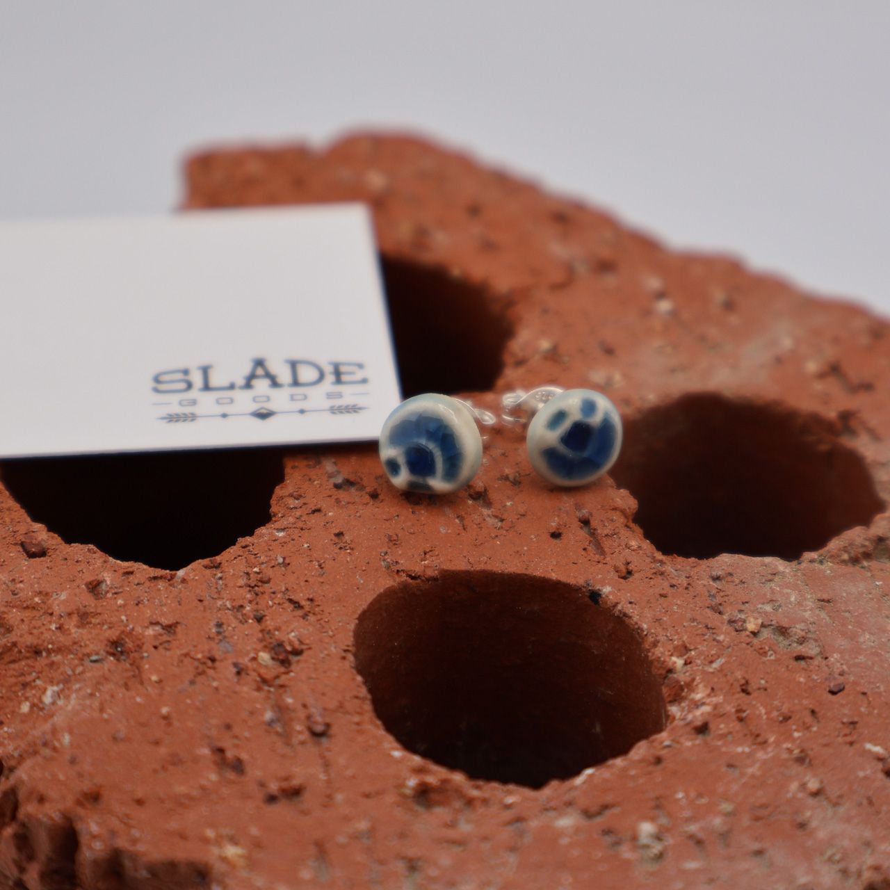 Carly Slade, Blue Squiggle