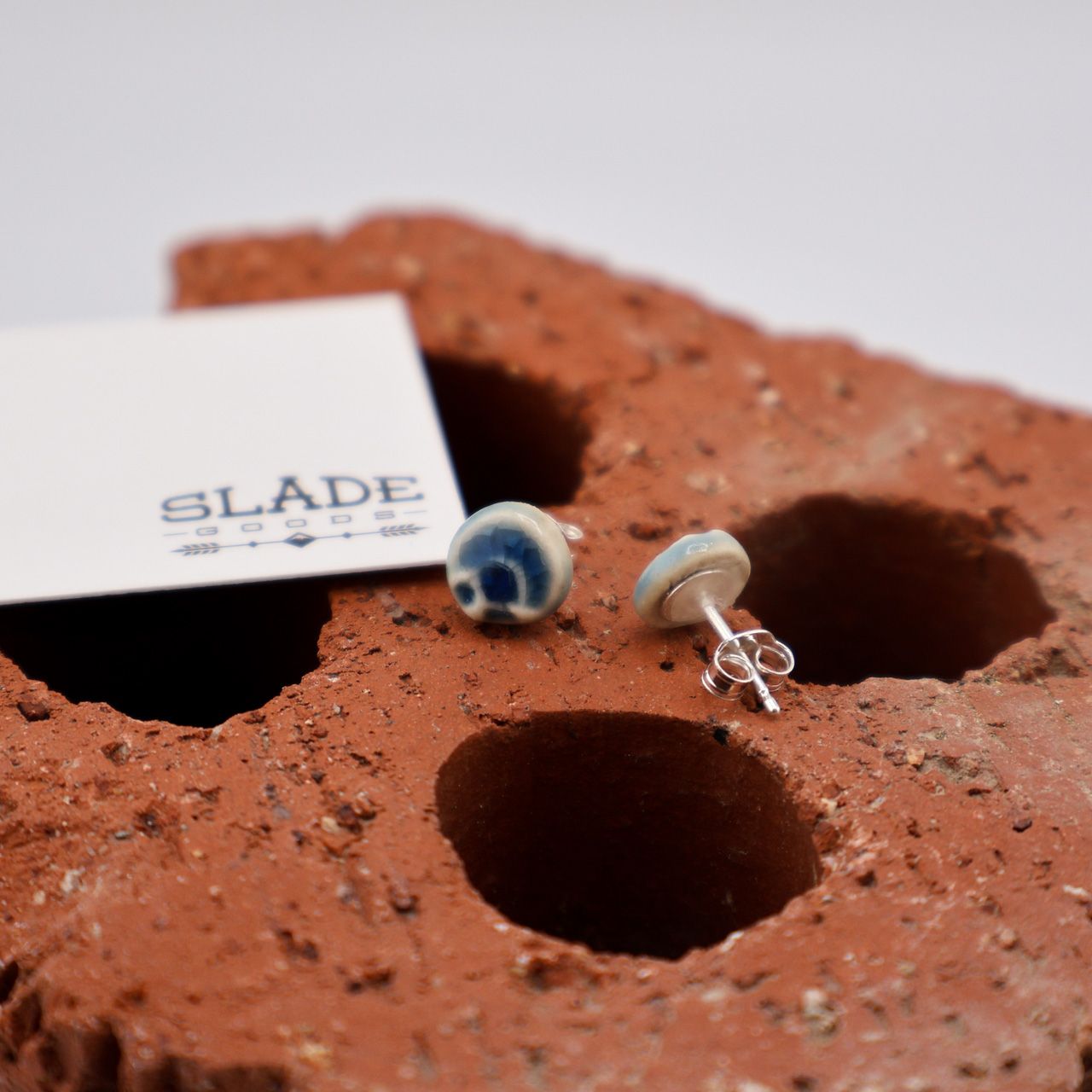 Carly Slade, Blue Squiggle