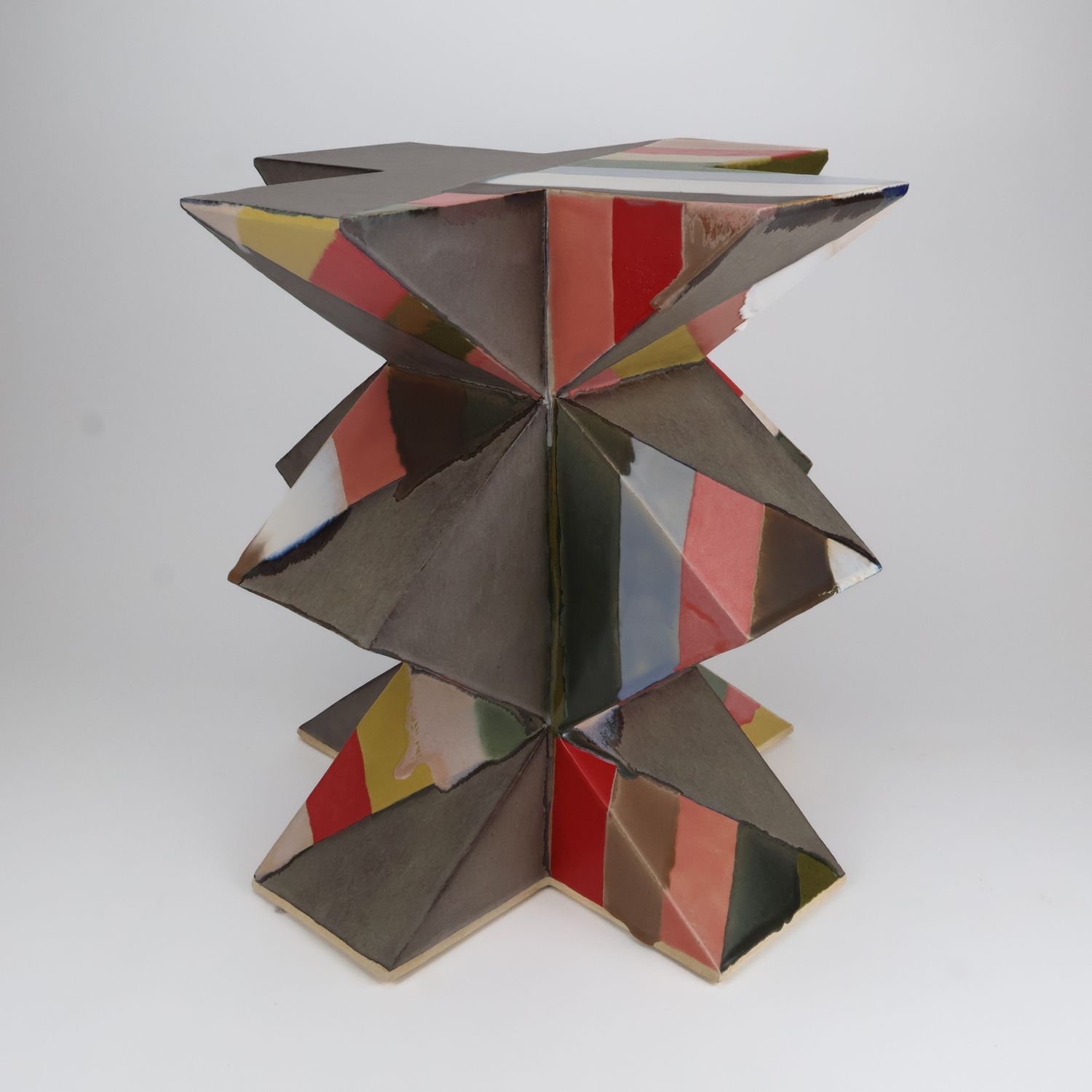 Alison Reintjes, ZigZag (table)