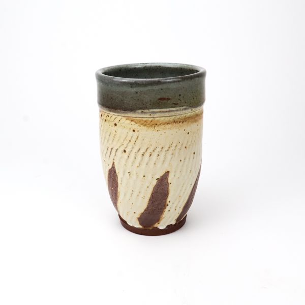 Chere Jiusto, Vase Yellow 1