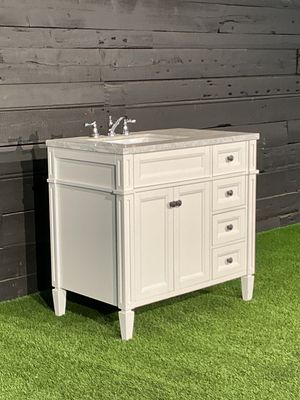 Avanity Thompson 36-Inch French White Vanity